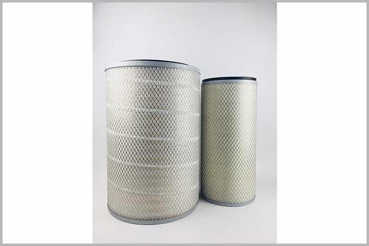 准备新的液压拼搏网页版，注意操作时不能穿化纤衣服，以防静电的放电火花