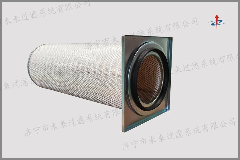 卡盘式拼搏(中国)的过滤面积大，过滤精度高，可达到0.1微米，能够有效的阻挡烟尘颗粒进入内部，从而达到表面过滤